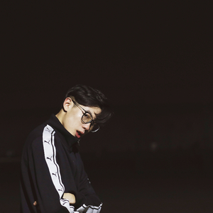 男生Gay自慰脱裤子㊙️
