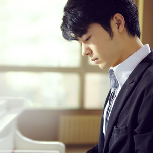 男生Gay自慰脱裤子㊙️
